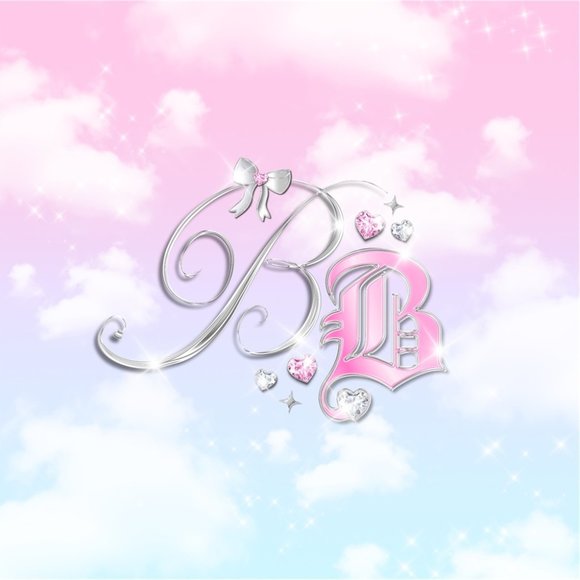 Mystery LOUNGE/PAJAMA theme bundle 💘✨💎 5 pieces 🛍️🛍️🩷🍬 - Picture 3 of 4